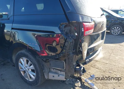 2017 Kia Sedona Lx из США, поврежденный, VIN KNDMB5C12H6309538